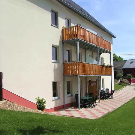 In Reuland, Cleaning Included * Burg Reuland