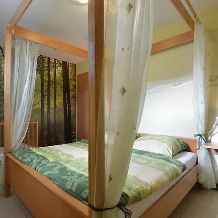 In Reuland, Cleaning Included Holiday home